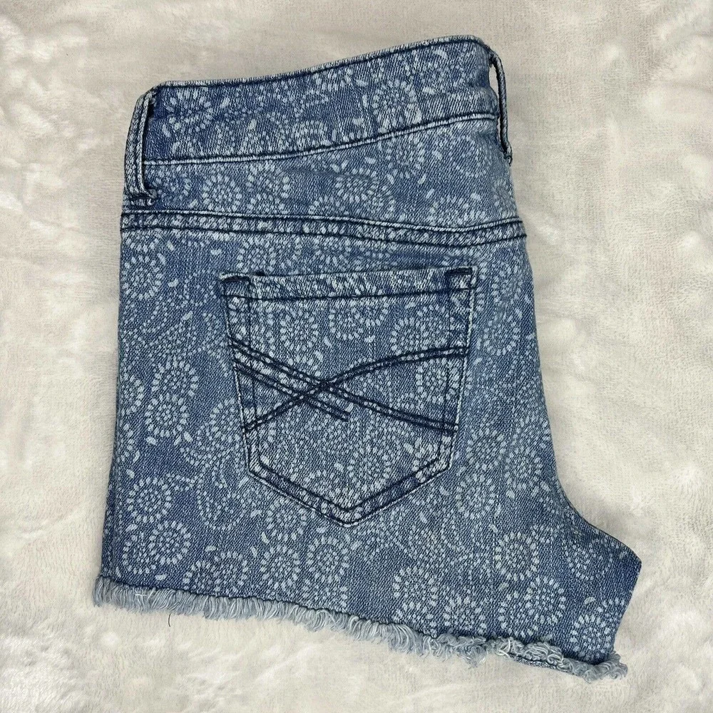 Aeropostale Blue & White Floral Low-Rise Stretch Denim Cutoff Jean Shorts Sz 0 - Picture 6 of 10
